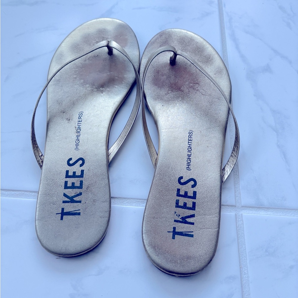 Tkees metallics sandals size 7.5